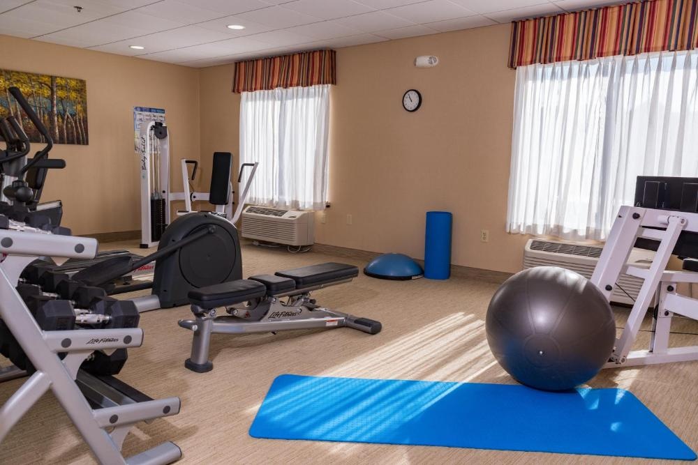 Holiday Inn Express Newington